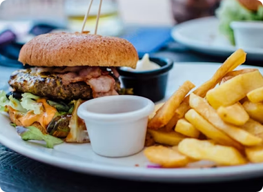 Cafe For Breakfast & Lunch